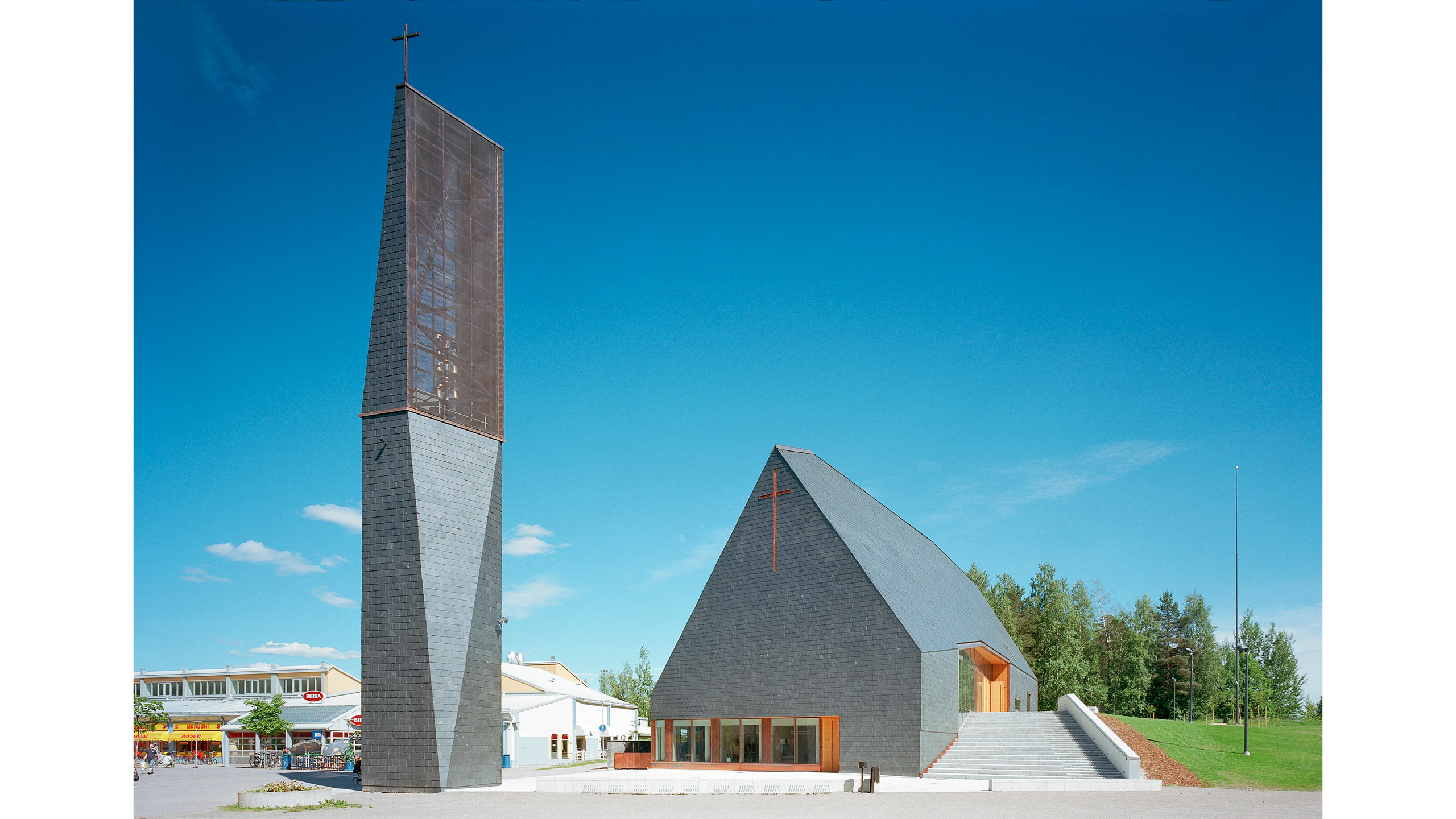 OOPEAA_Kuokkala Church_web-