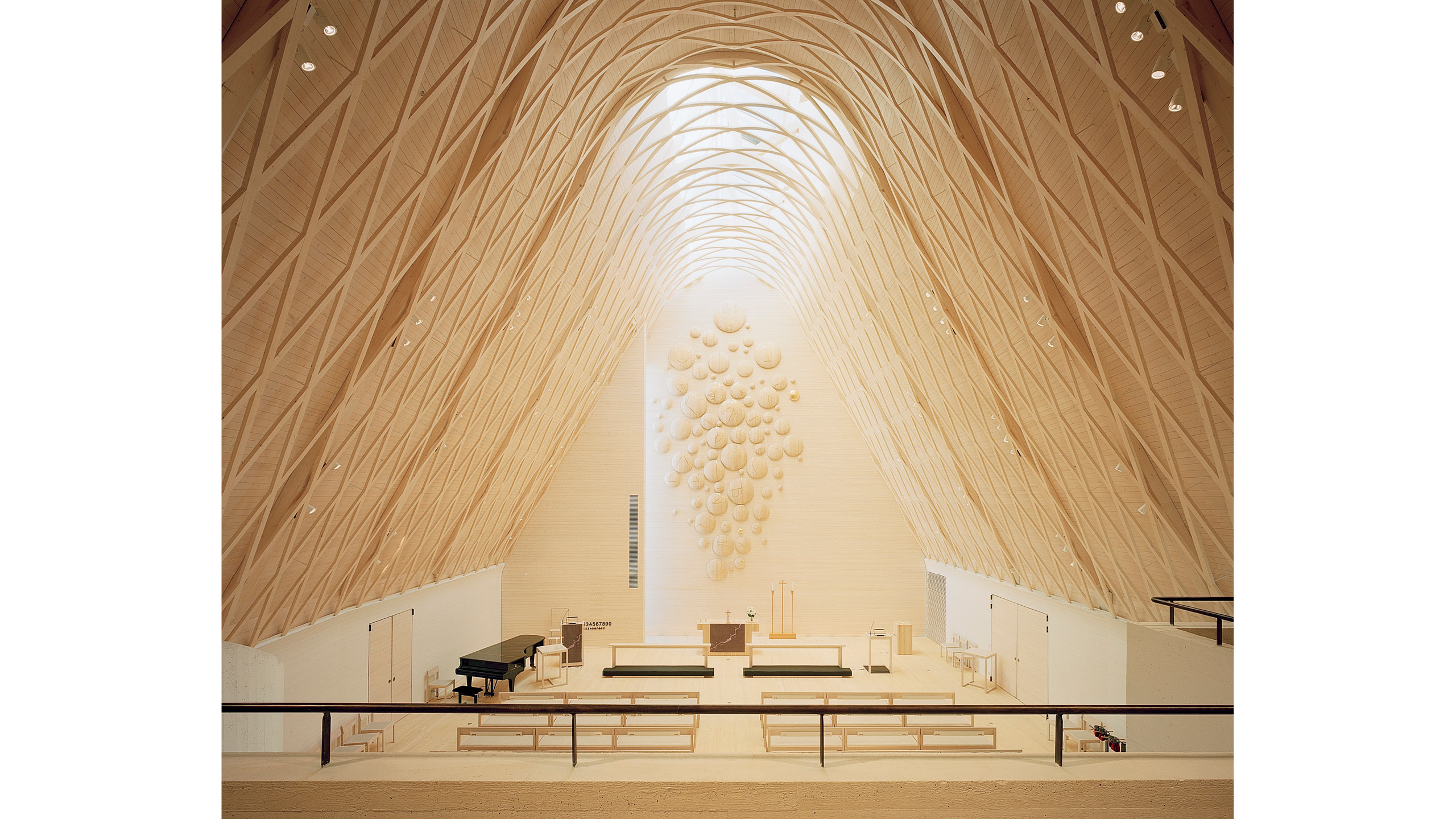 OOPEAA_Kuokkala Church_web-3