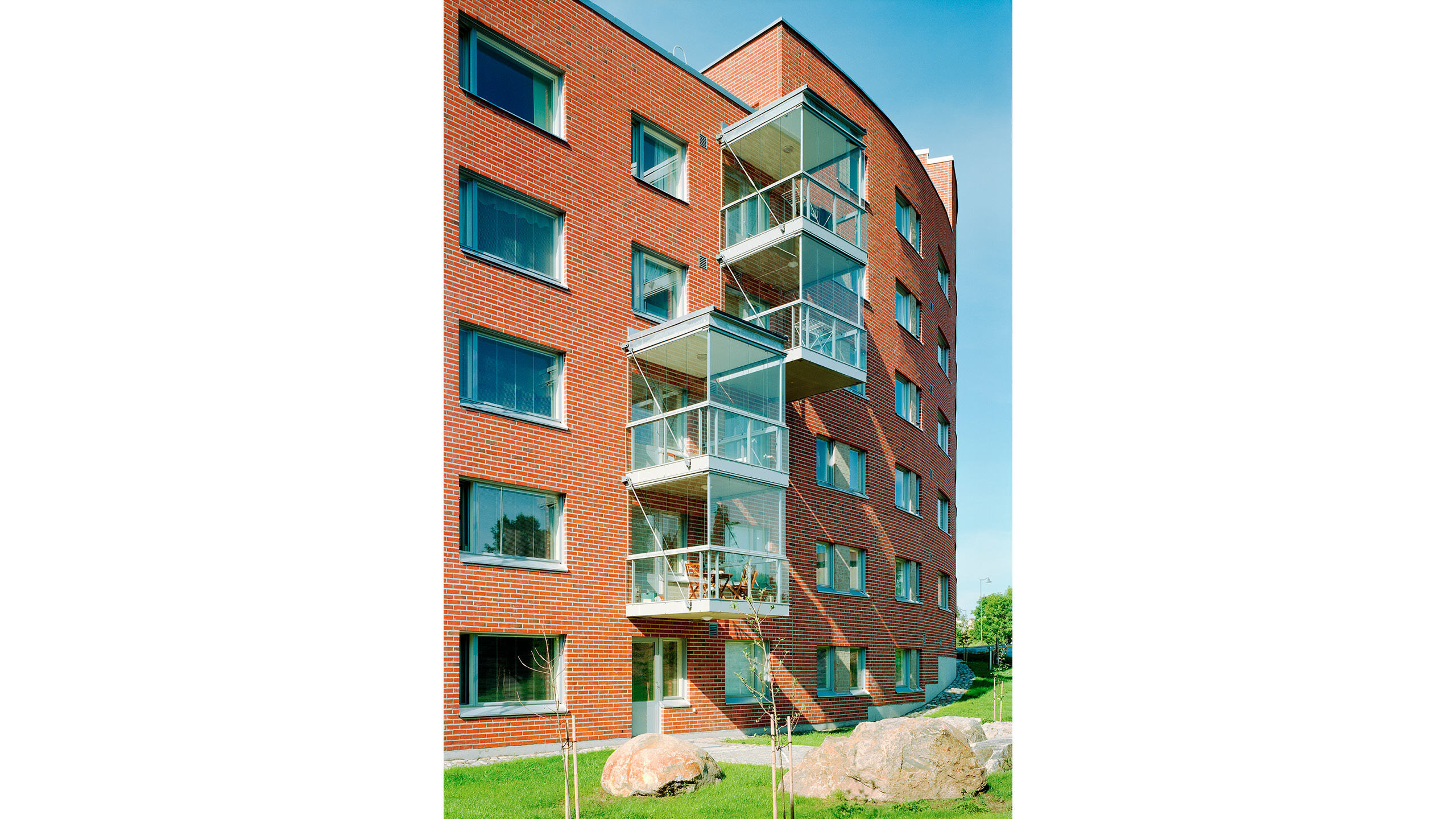 OOPEAA_Kompassi Block_web-