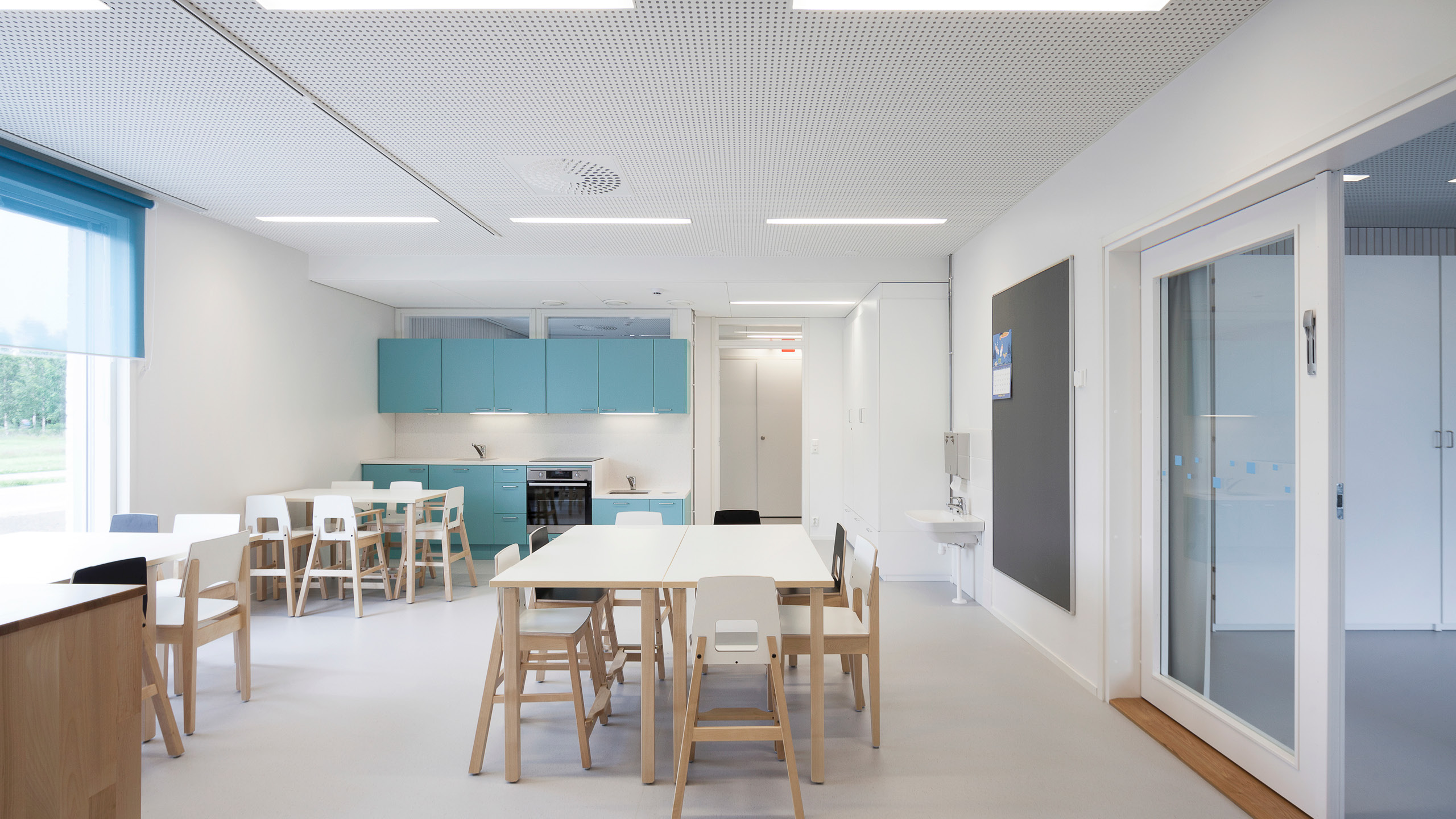 OOPEAA_Ulkometsä_web-9